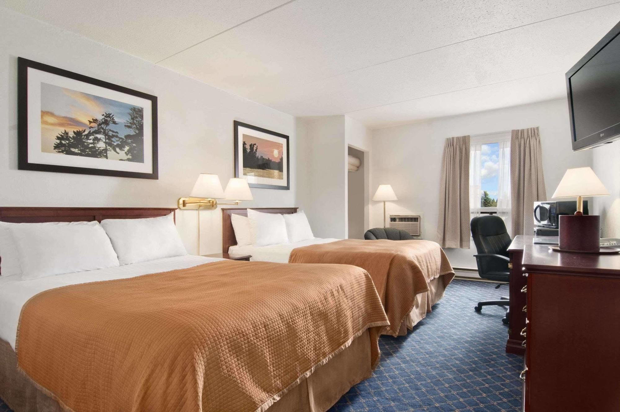 Ba Hotel Red Deer Exterior foto